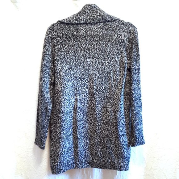 "Joe Fresh" Shawl Collar cardigan. Grey. Size medium - Picture 2 of 3